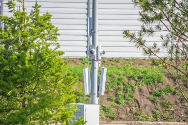 Mobile camera tower deployed in parking lot